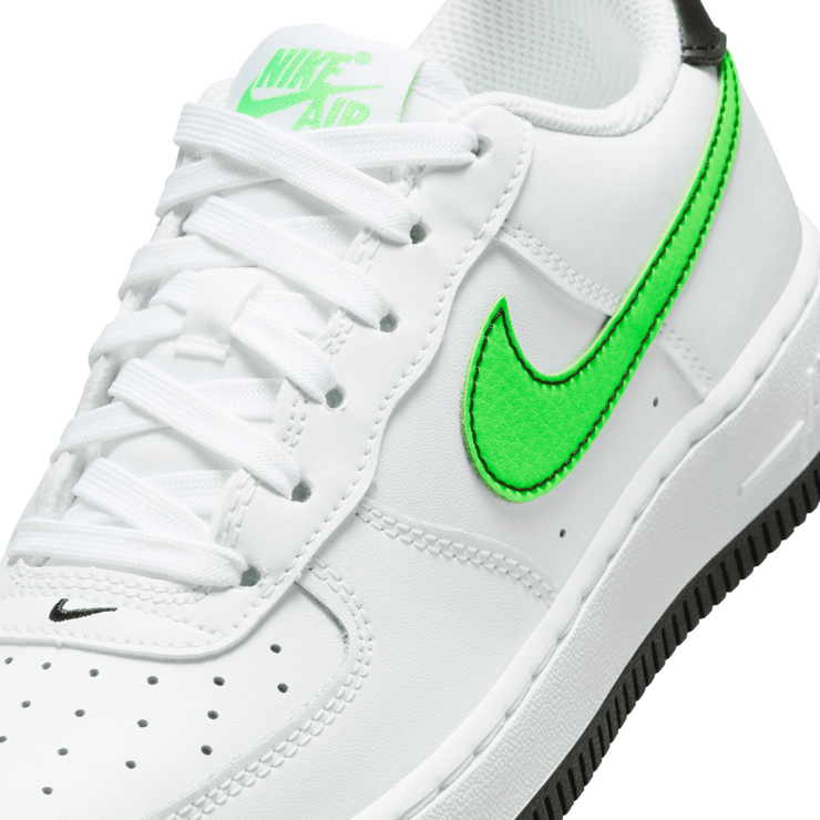 Nike Air Force 1 (GS) Angle 5