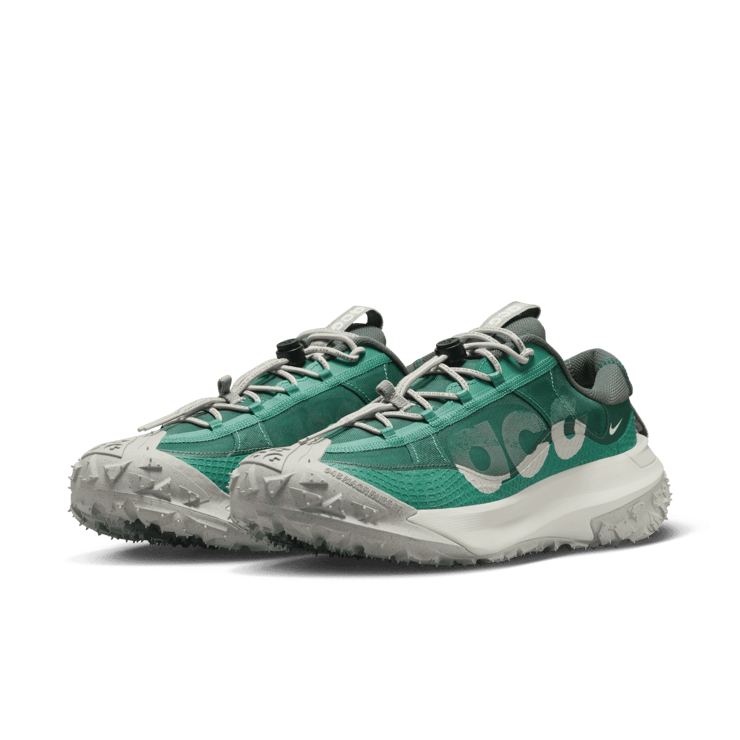 Nike ACG Mountain Fly Low 2 Forest Green Grey Angle 2