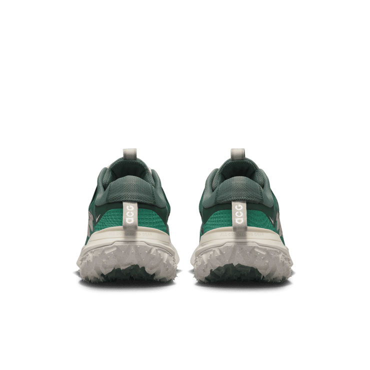 Nike ACG Mountain Fly Low 2 Forest Green Grey Angle 3