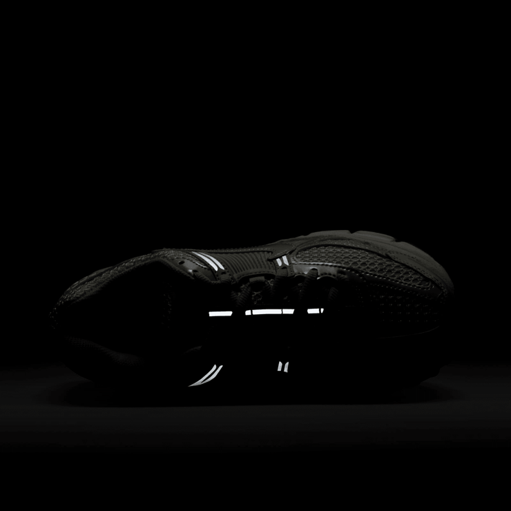 Nike Zoom Vomero 5 Sail Coconut Milk (W) Angle 6