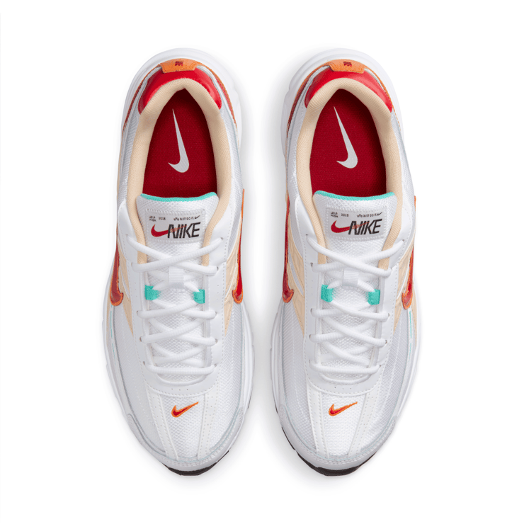 Nike Initiator Angle 2