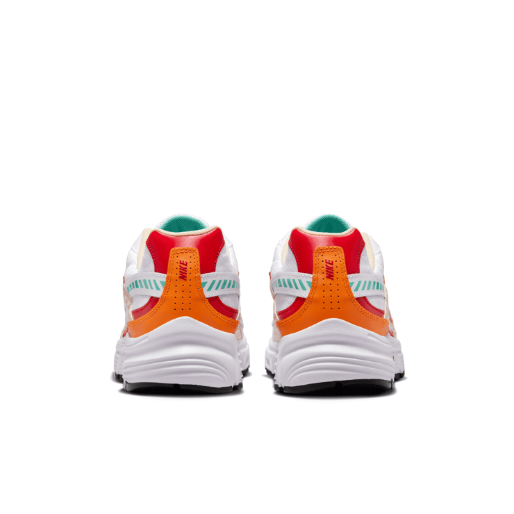 Nike Initiator Angle 4