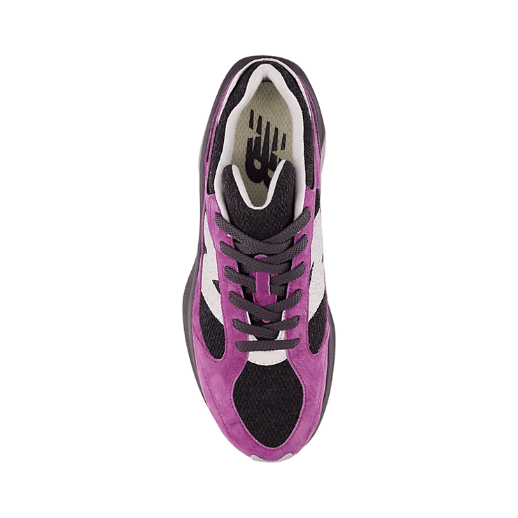 New Balance WRPD Runner Dusted Grape Angle 1