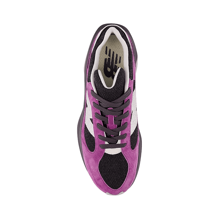 New Balance WRPD Runner Dusted Grape Angle 1