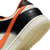 Nike Dunk Low Premium 'Halloween' 2021 (PS) Angle 5