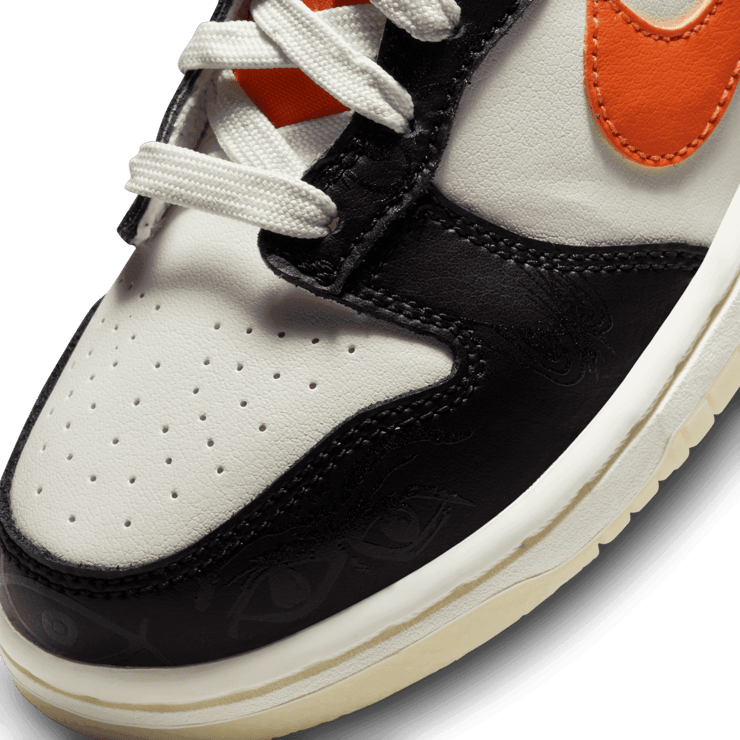 Nike Dunk Low Premium 'Halloween' 2021 (PS) Angle 4