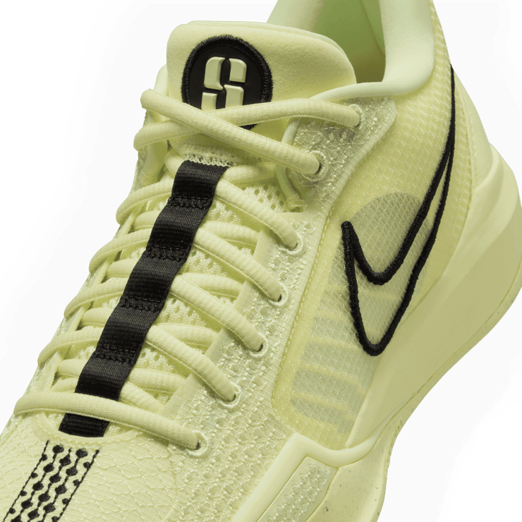 Nike Sabrina 1 Exclamat!on Luminous Green Angle 4