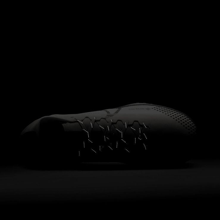 Nike Pegasus Trail 4 GORE-TEX Waterproof Trail Angle 6