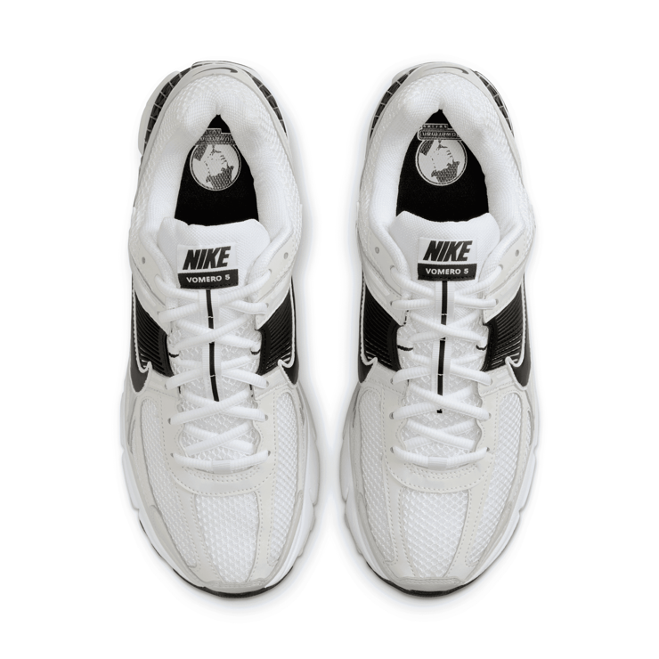 Nike Air Zoom Vomero 5 White Black Angle 2