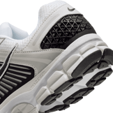 Nike Air Zoom Vomero 5 White Black Angle 6