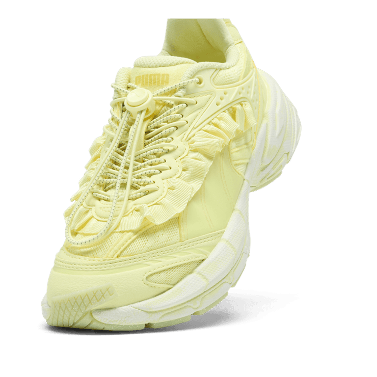 Puma Velophasis Collina Strada Yellow (W) Angle 2