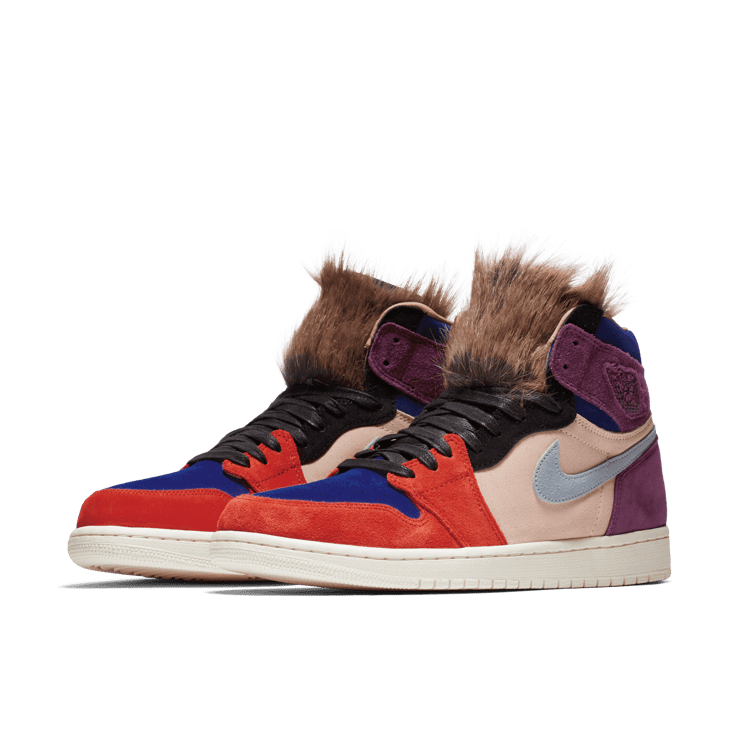 Aleali May x Air Jordan 1 Retro High 'Court Lux' (W) Angle 2