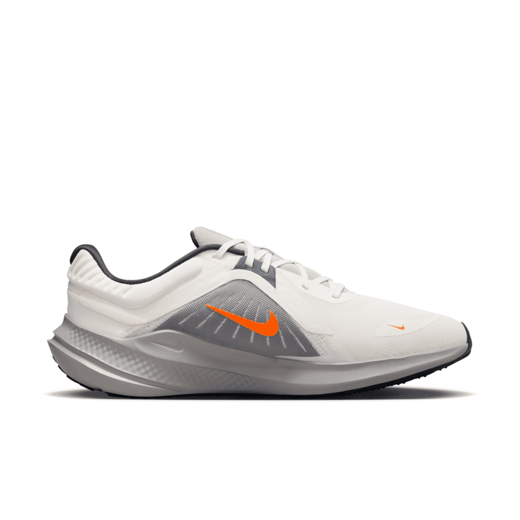 Nike Quest 5 Road Angle 2
