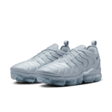 Nike Air VaporMax Plus 'Wolf Grey' 2018 Angle 2