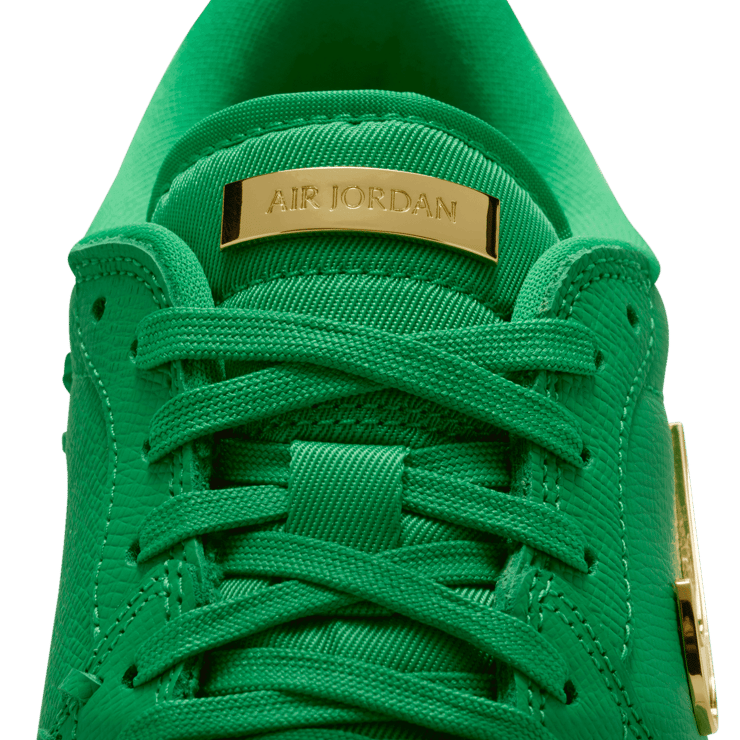 Air Jordan 1 Low Method of Make Lucky Green (W) Angle 6