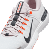 Nike Free Golf NN Golf Angle 2