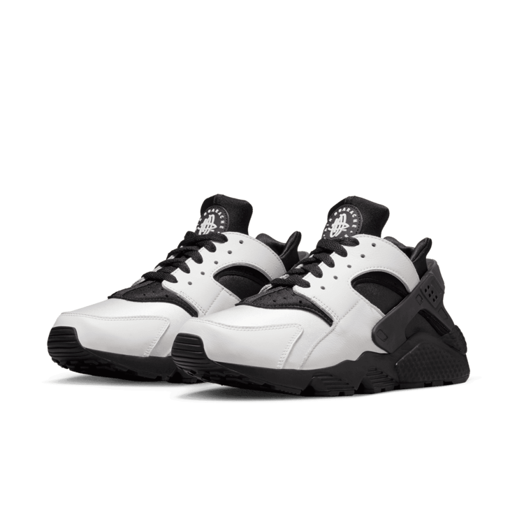 Nike Air Huarache Reverse Panda Angle 2