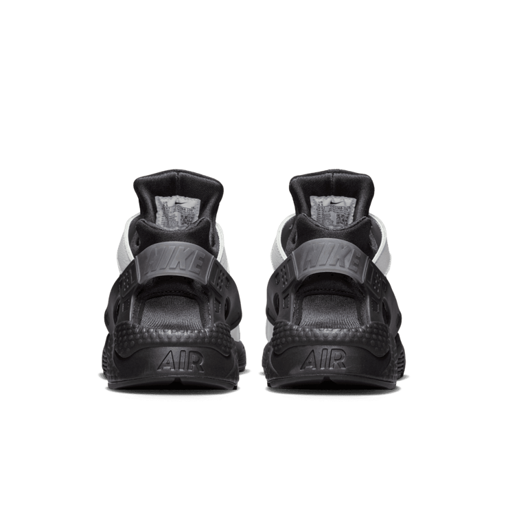 Nike Air Huarache Reverse Panda Angle 3