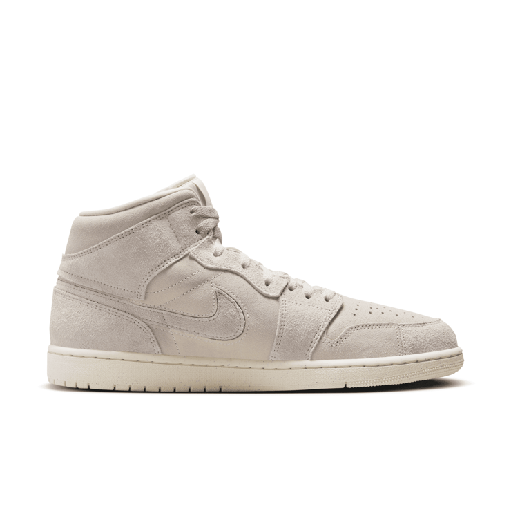 Air Jordan 1 Mid SE Craft Angle 1