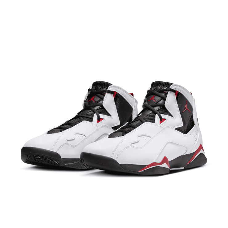 Jordan True Flight Angle 3
