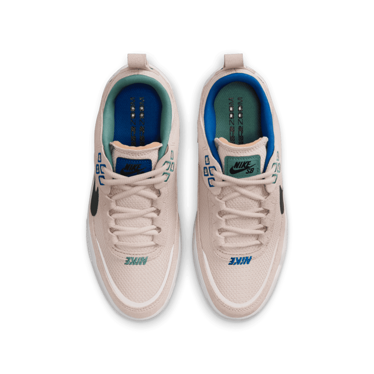 Nike SB Day One Skate (GS) Angle 1