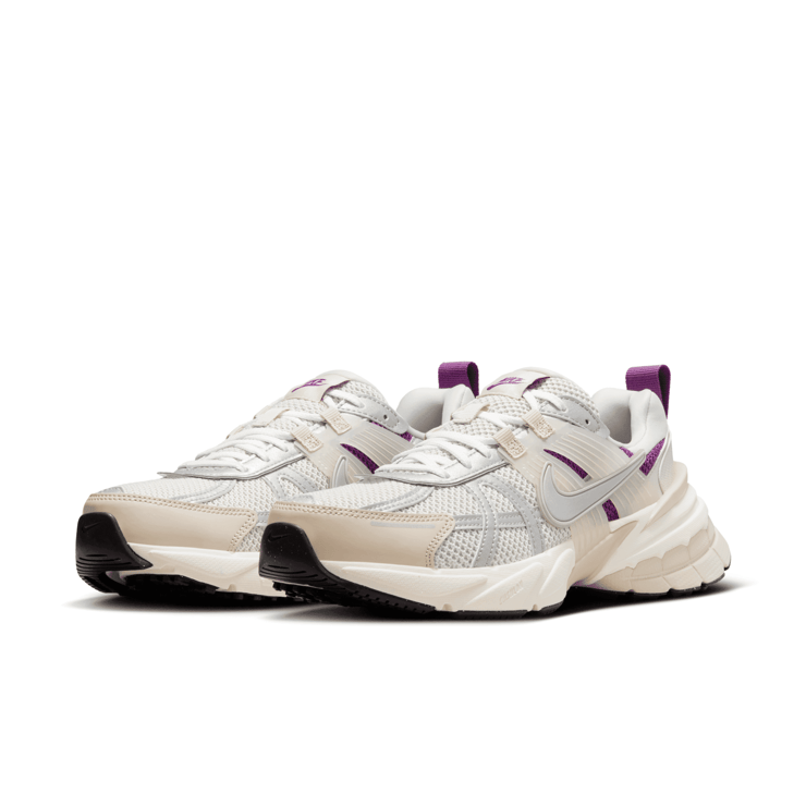 Nike V2K Run Premium Angle 4