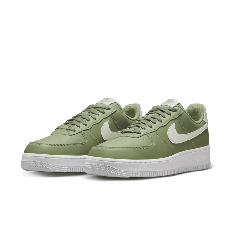 Nike Air Force 1 '07 Angle 4