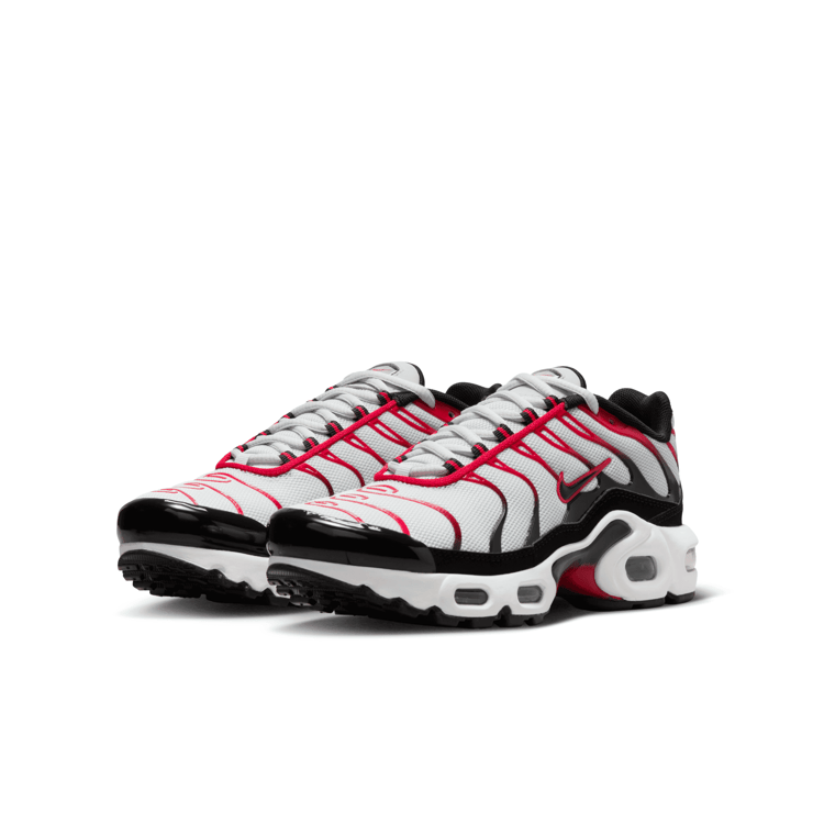 Nike Air Max Plus (GS) Angle 3