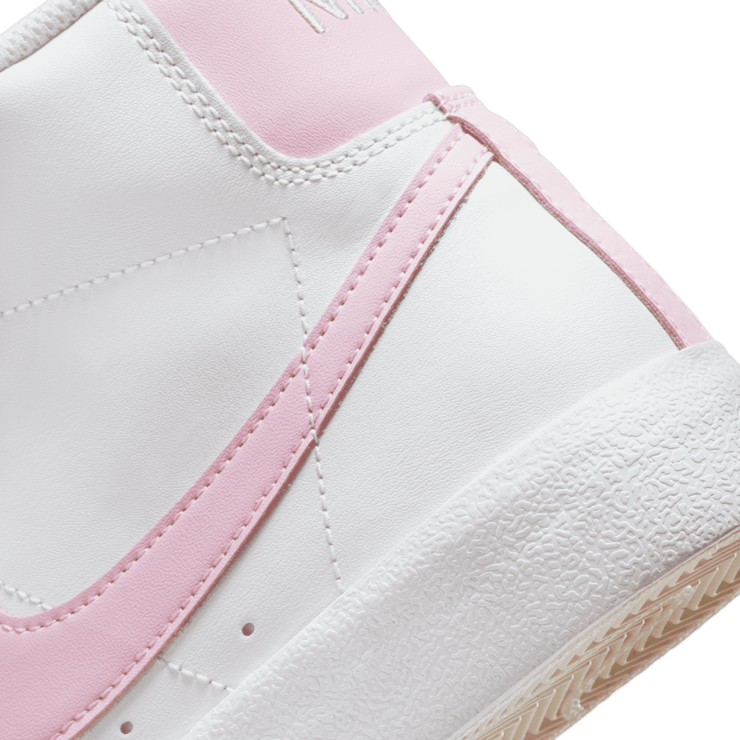 Nike Blazer Mid '77 'White Pink Foam' (GS) Angle 5