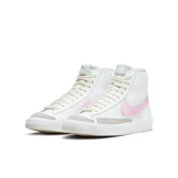 Nike Blazer Mid '77 'White Pink Foam' (GS) Angle 2