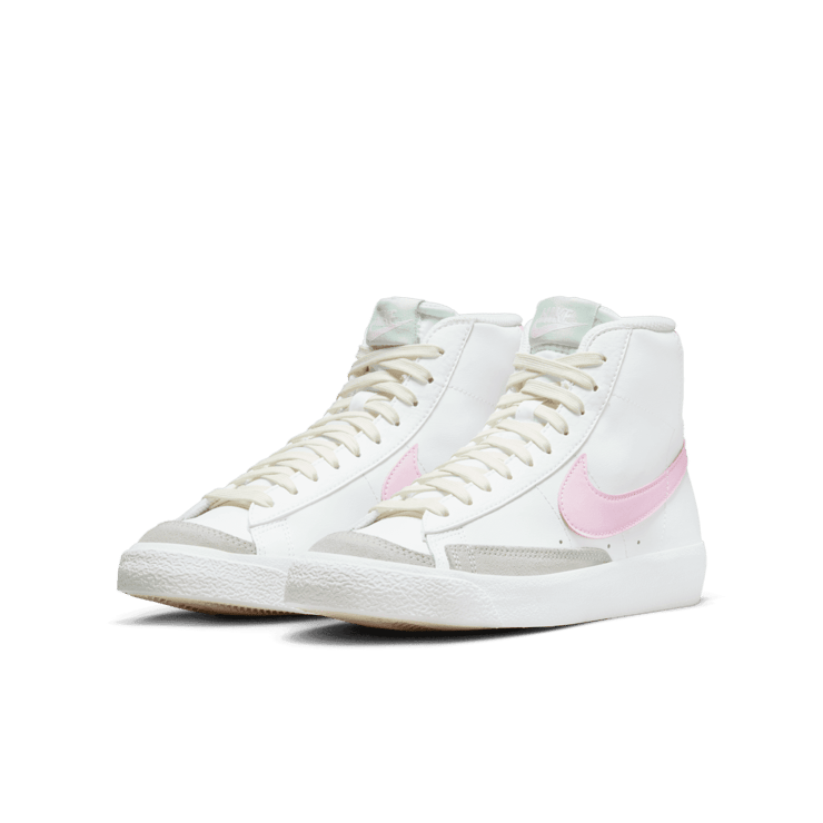 Nike Blazer Mid '77 'White Pink Foam' (GS) Angle 2