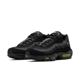 Nike Air Max 95 Retro Logo Black Volt Angle 2