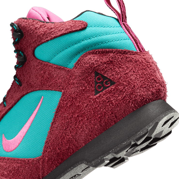 Nike ACG Torre Mid Team Red Dusty Cactus Angle 5