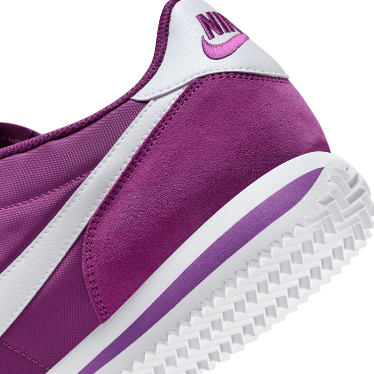 Nike Cortez TXT Angle 6