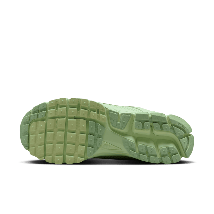 Nike Zoom Vomero 5 Vapor Green Angle 0