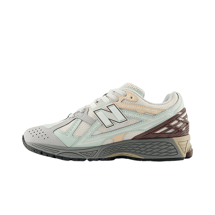 New Balance 1906U Clay Ash Angle 0