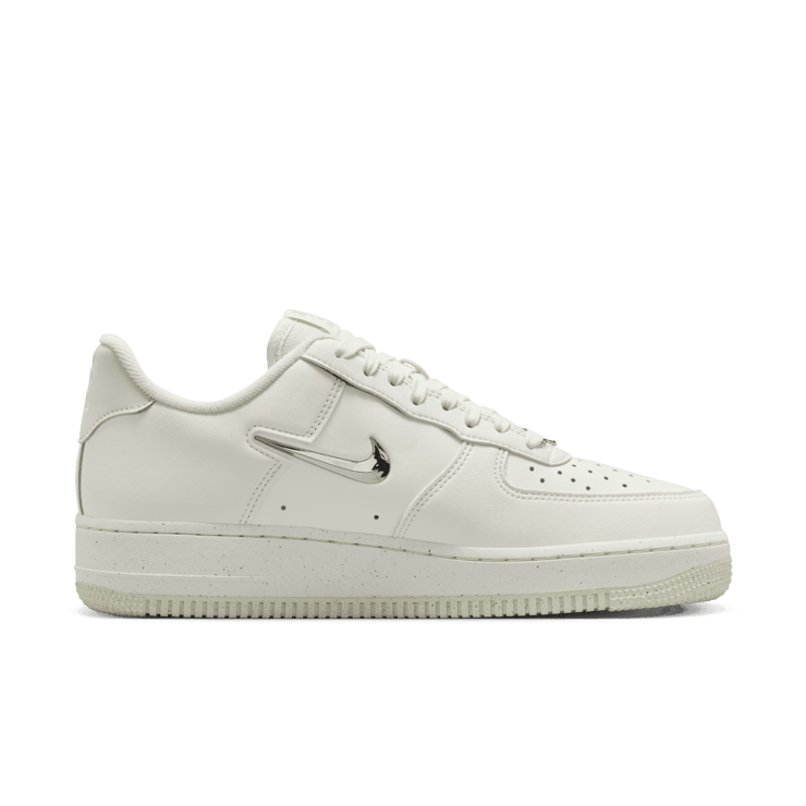 Nike Air Force 1 Low SE Next Nature Sail Angle 1