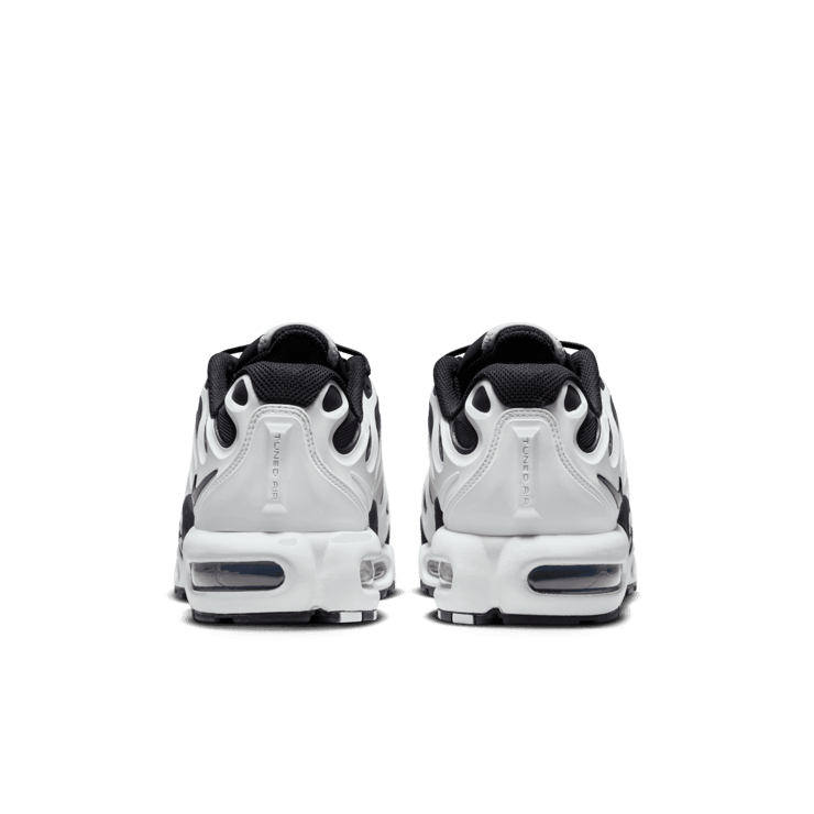 Nike Air Max Plus Drift White Black (W) Angle 4