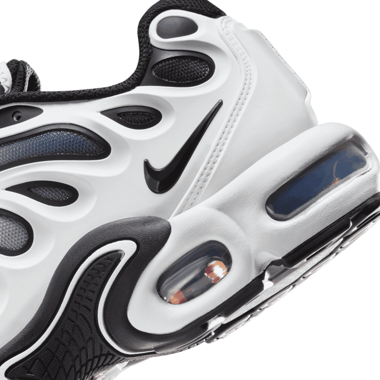 Nike Air Max Plus Drift White Black (W) Angle 6