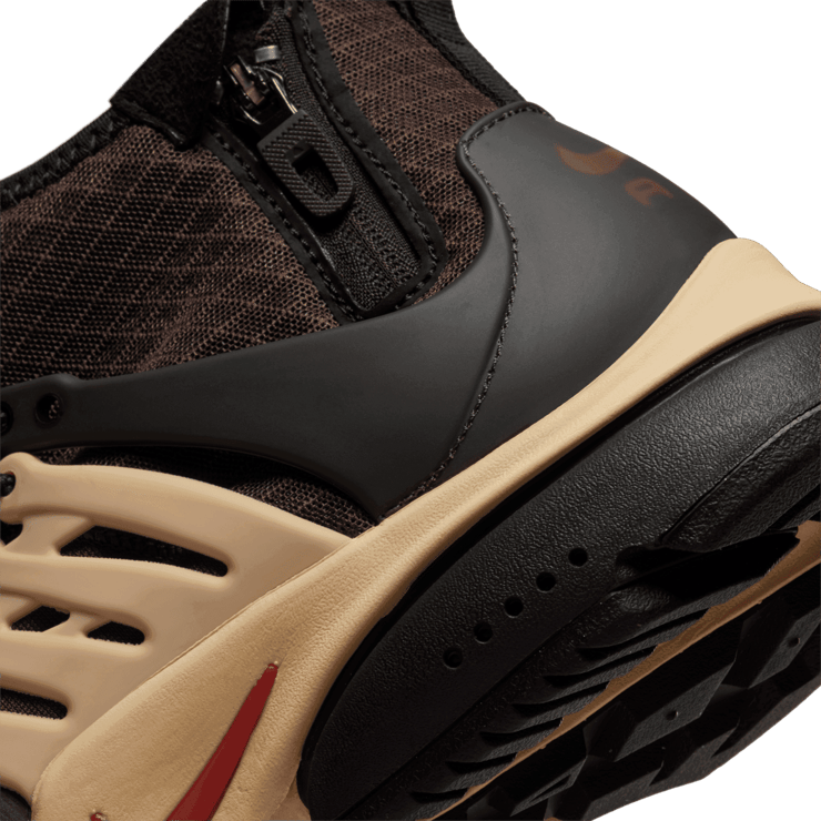 Nike Air Presto Mid Utility Baroque Brown Angle 5