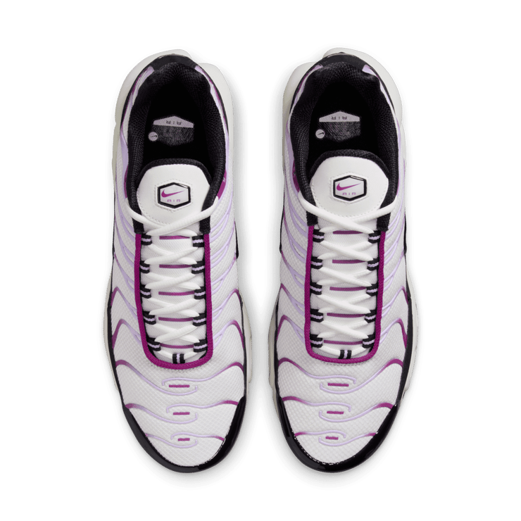 Nike Air Max Plus Lilac Bloom Angle 1