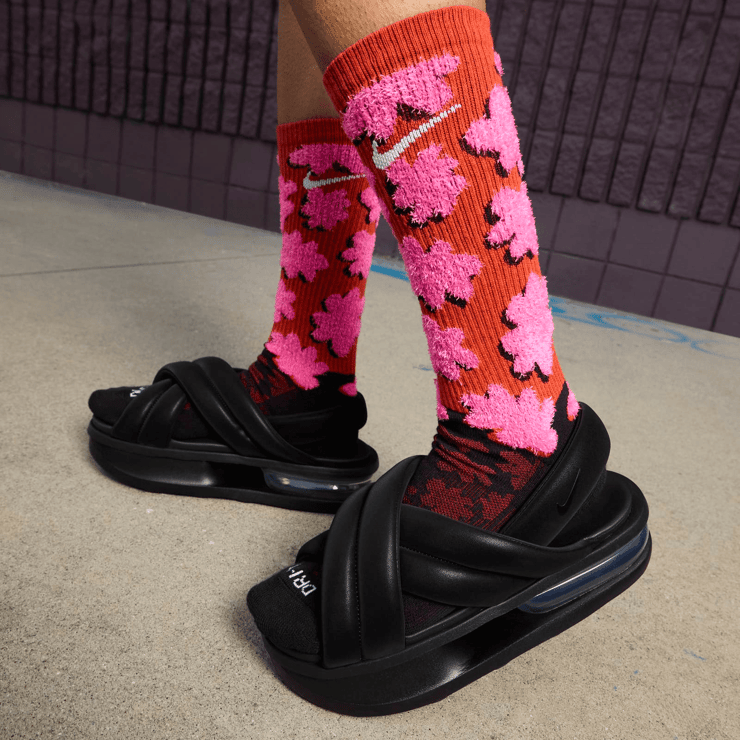 Nike Air Max Isla Sandals Angle 7