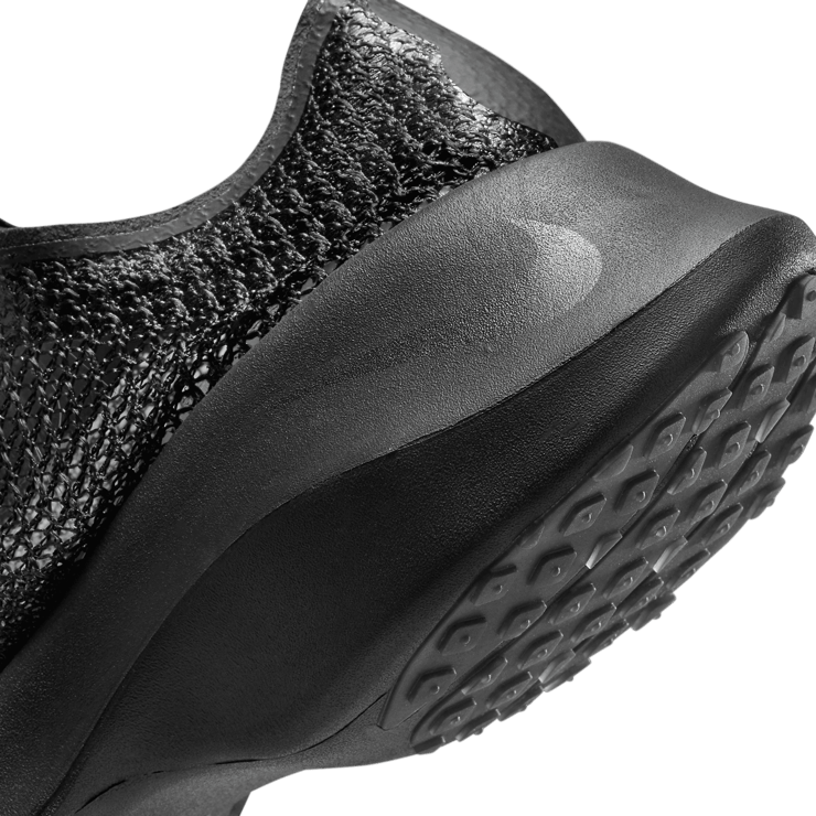 Nike Zoom MMW 6 TRD Run Matthew M Williams Triple Black Angle 5