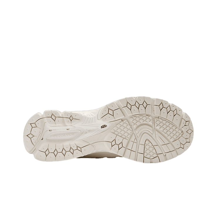 New Balance 1906R Polka Dot White Black Angle 3