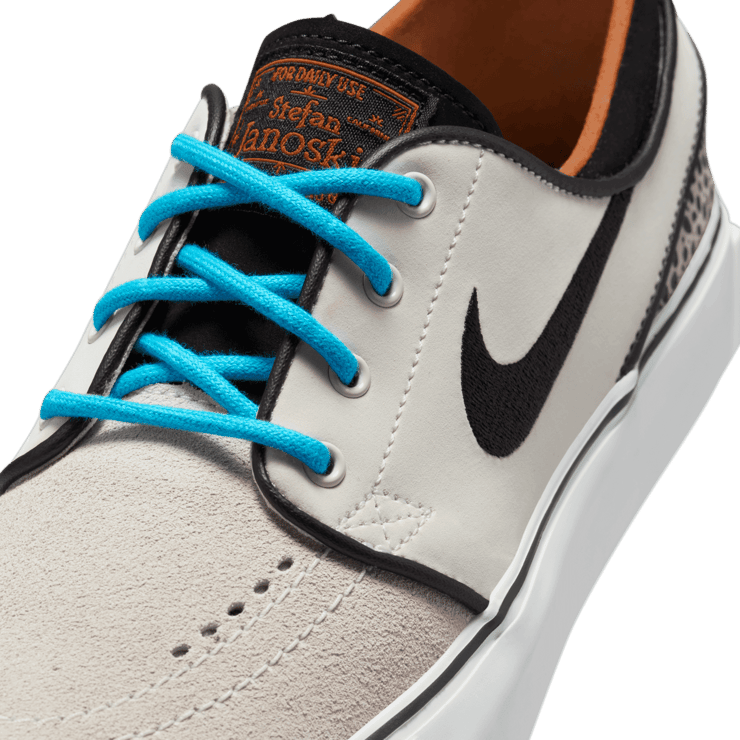 Nike SB Janoski OG+ Olympic (GS) Angle 4