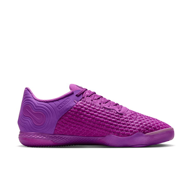 Nike React Gato Indoor/Court Low-Top Soccer Angle 1