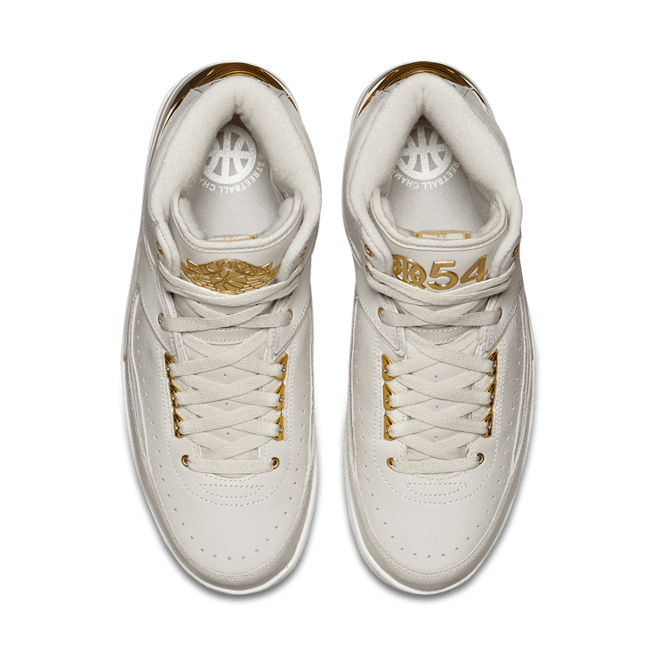 Air Jordan 2 Retro Quai54 Angle 1