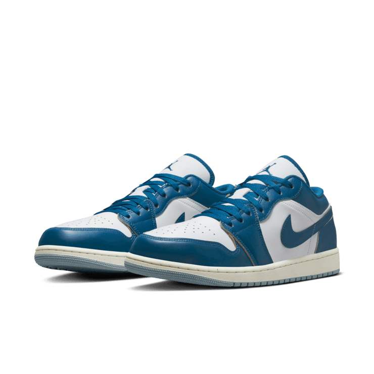 Air Jordan 1 Low SE Industrial Blue Angle 2