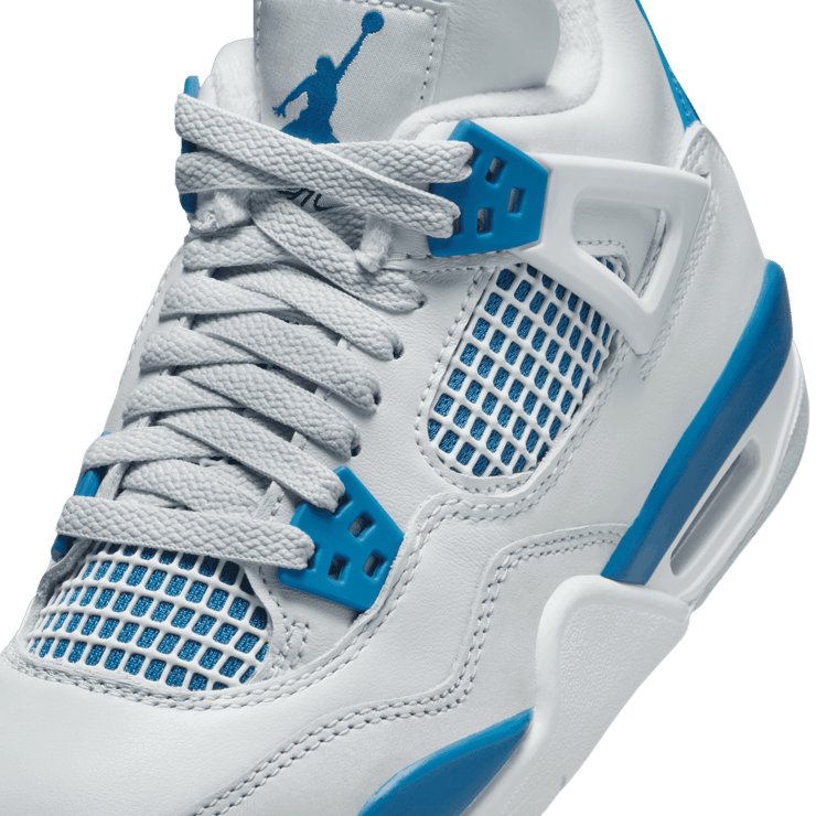 Air Jordan 4 Retro Military Blue (2024) (GS) Angle 4