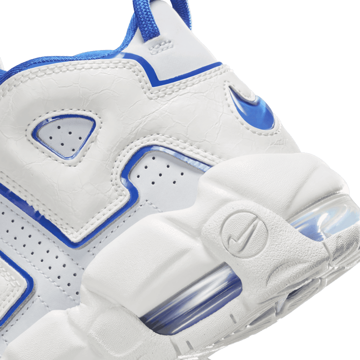 Nike Air More Uptempo (GS) Angle 5